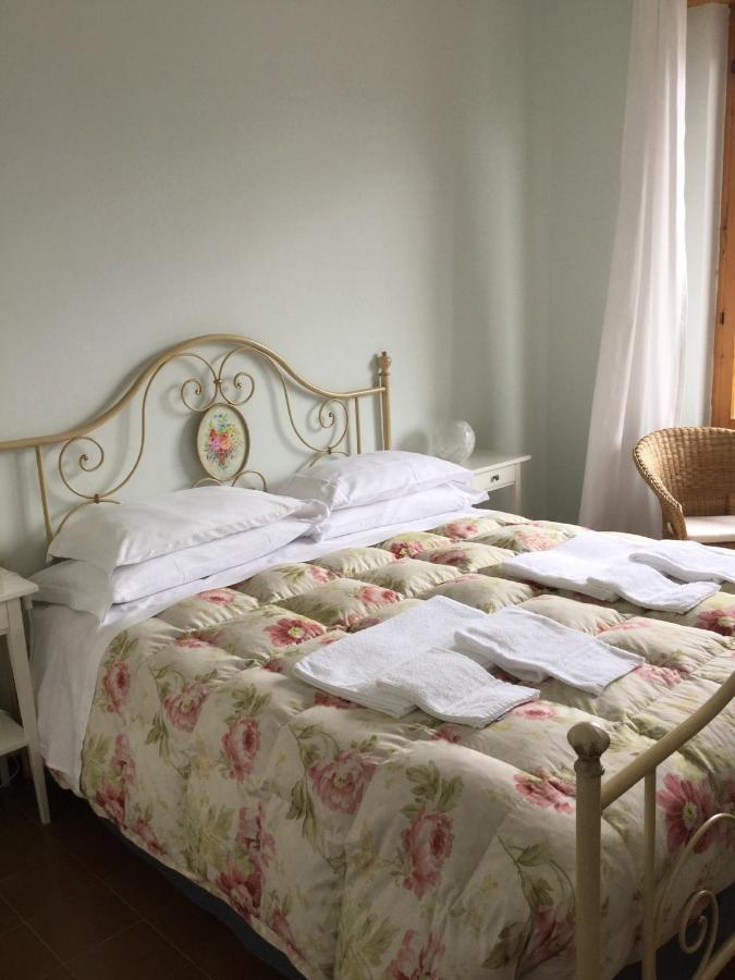 B&B Cherry En Rose Lezzeno Eksteriør bilde
